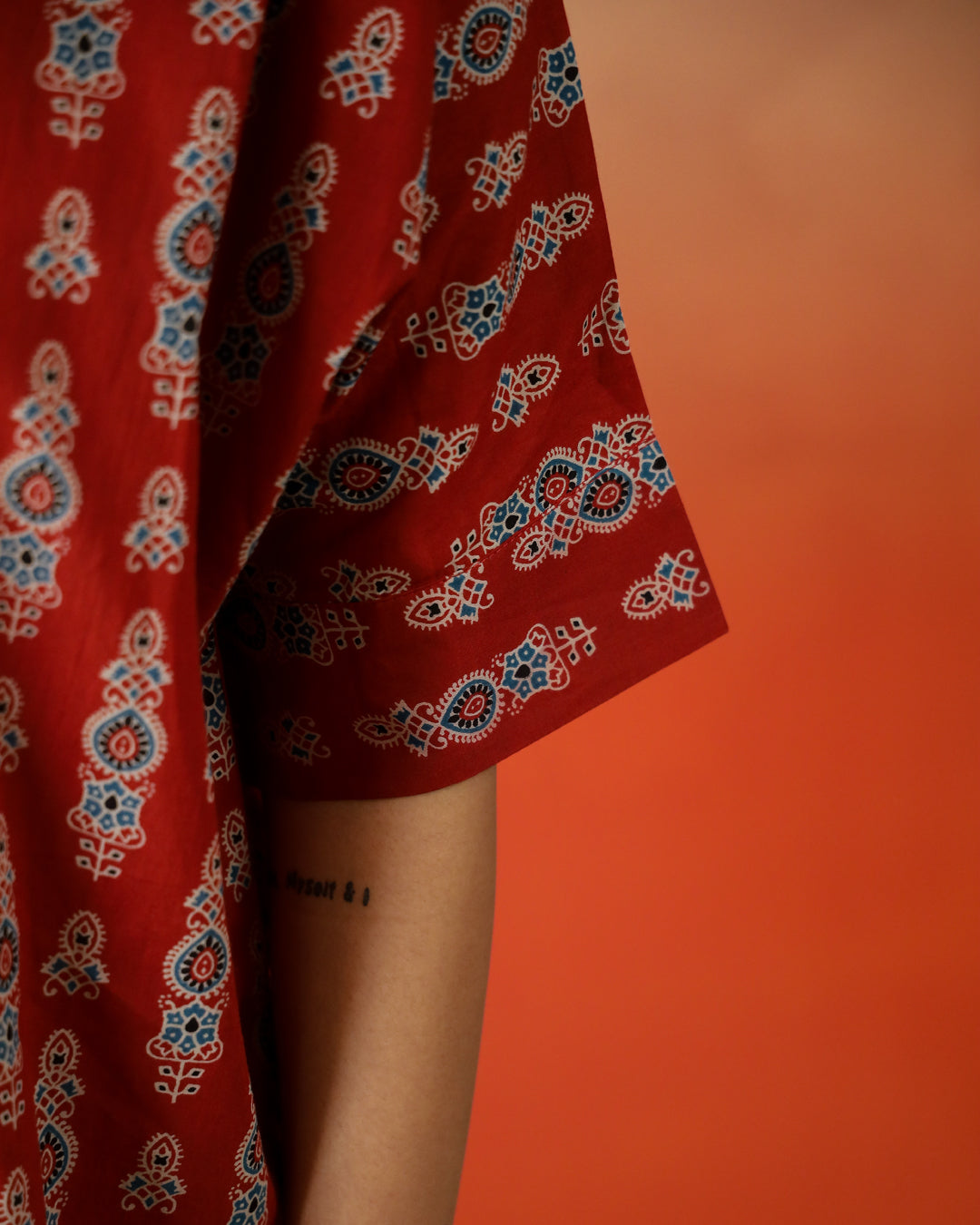 Red Printed Shirt Collar Top