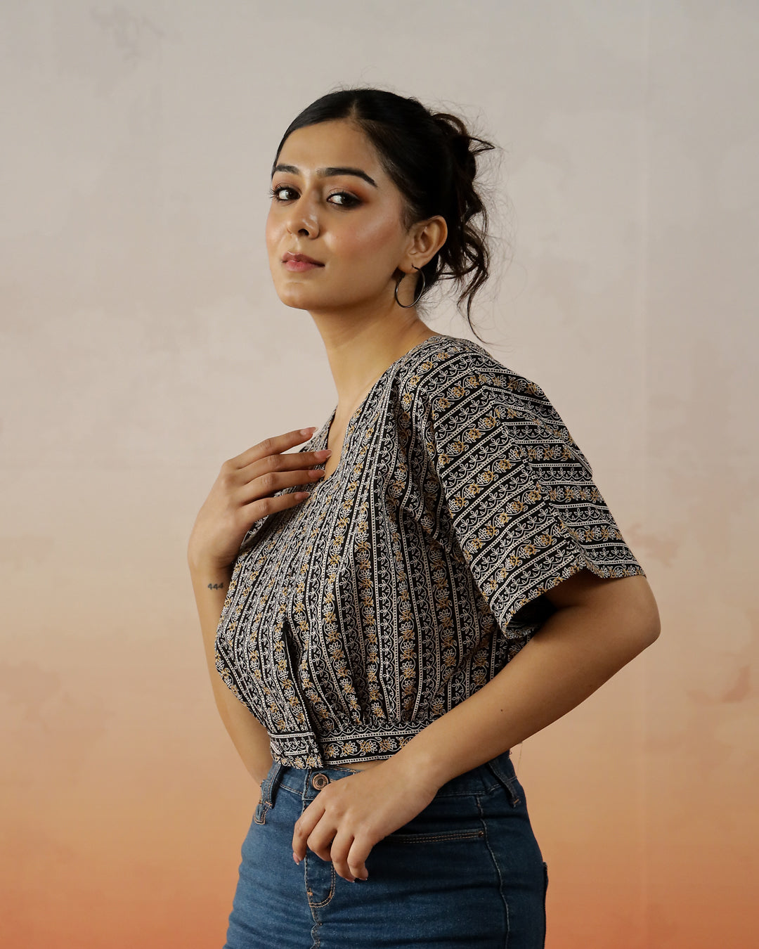 Black Cotton Printed Crop Top