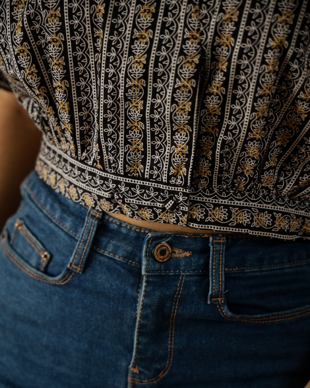 Black Cotton Printed Crop Top