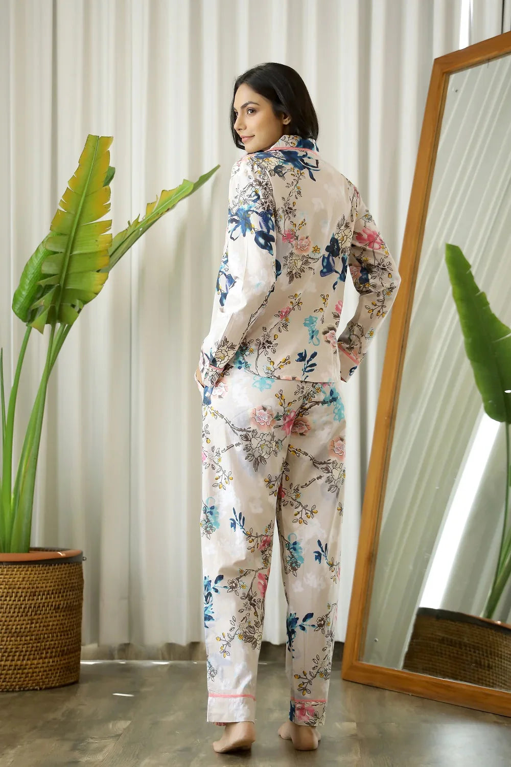 Floral Printed FULL SLEEVES Cotton Night suit - SanskrutiHomes 