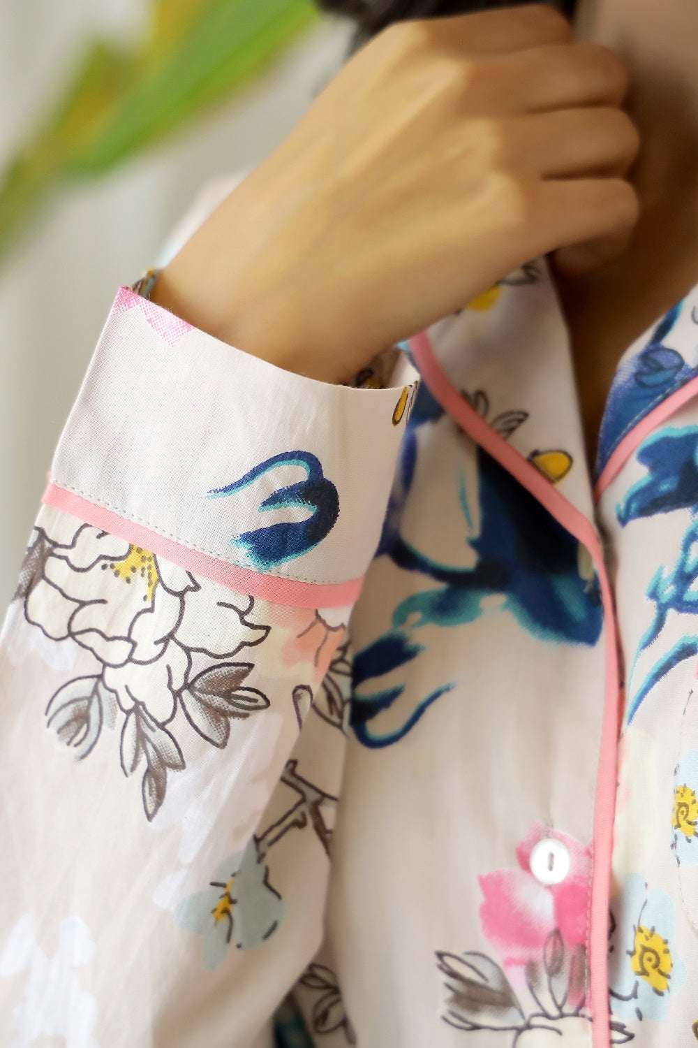 Pink Floral Print Lapel Collar Cotton Night Suit For Women