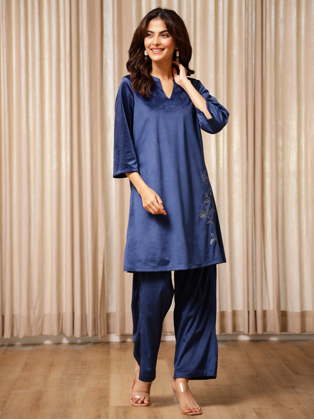 Blue Solid Print Kurta Set for Women