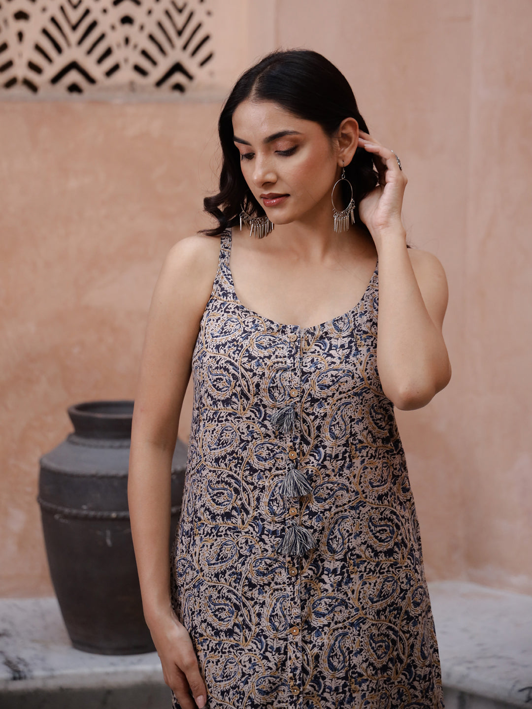 Beige Color Sleeveless Kurta for Women - SanskrutiHomes 