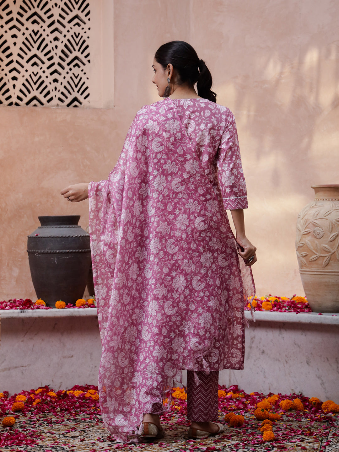 Floral Printed Kurta Set - SanskrutiHomes 