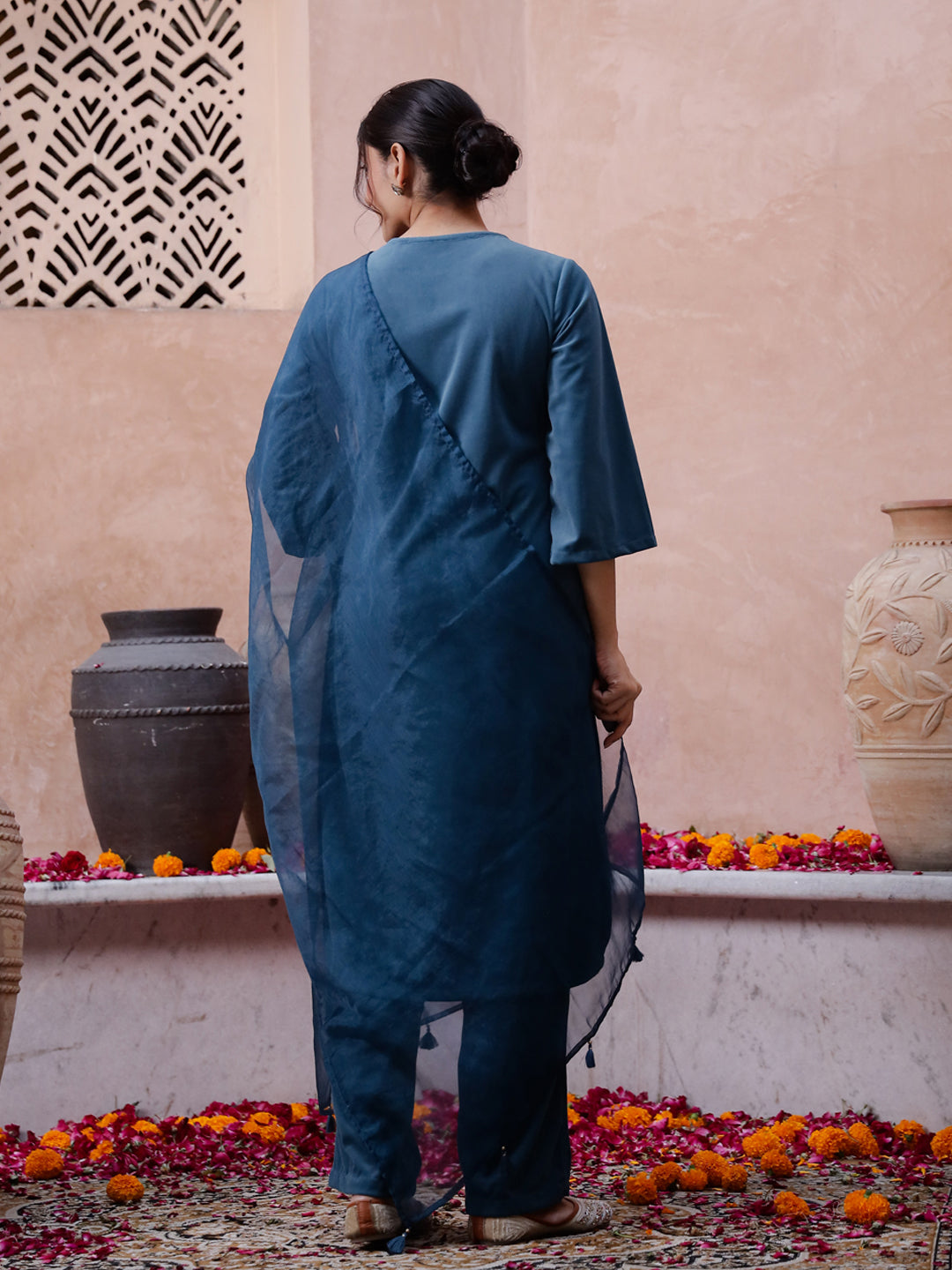 Blue Solid Velvet Kurta Set With Dupatta
