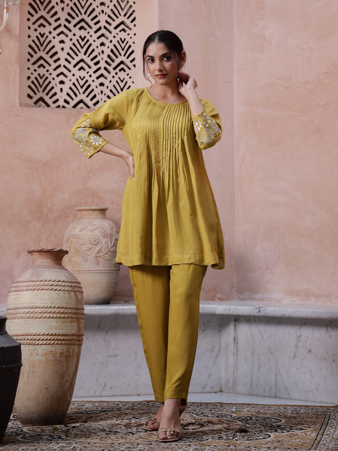 Round Neck Solid Print Co-ords Set