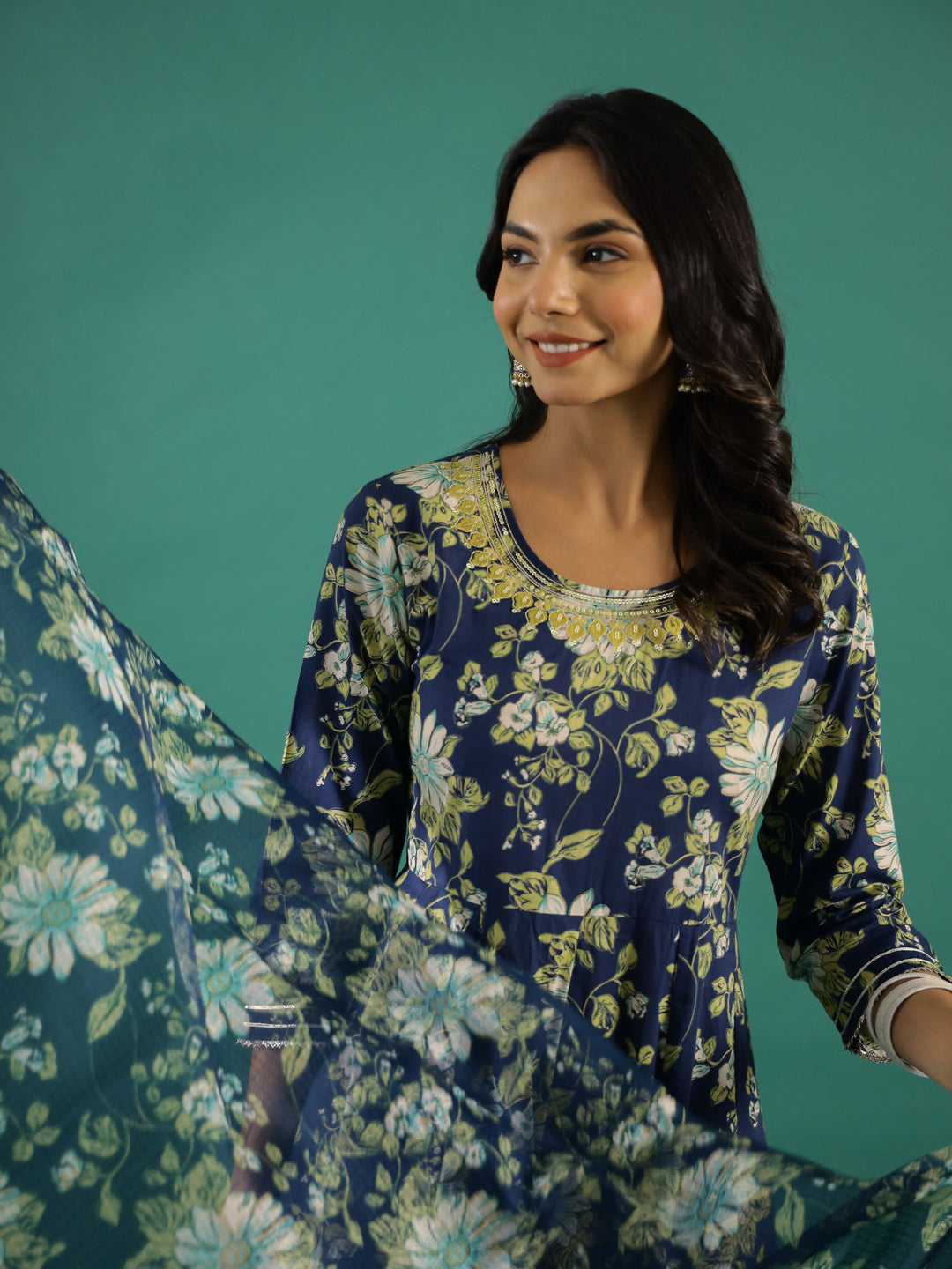 Floral Printed Round Neck Kurta Set