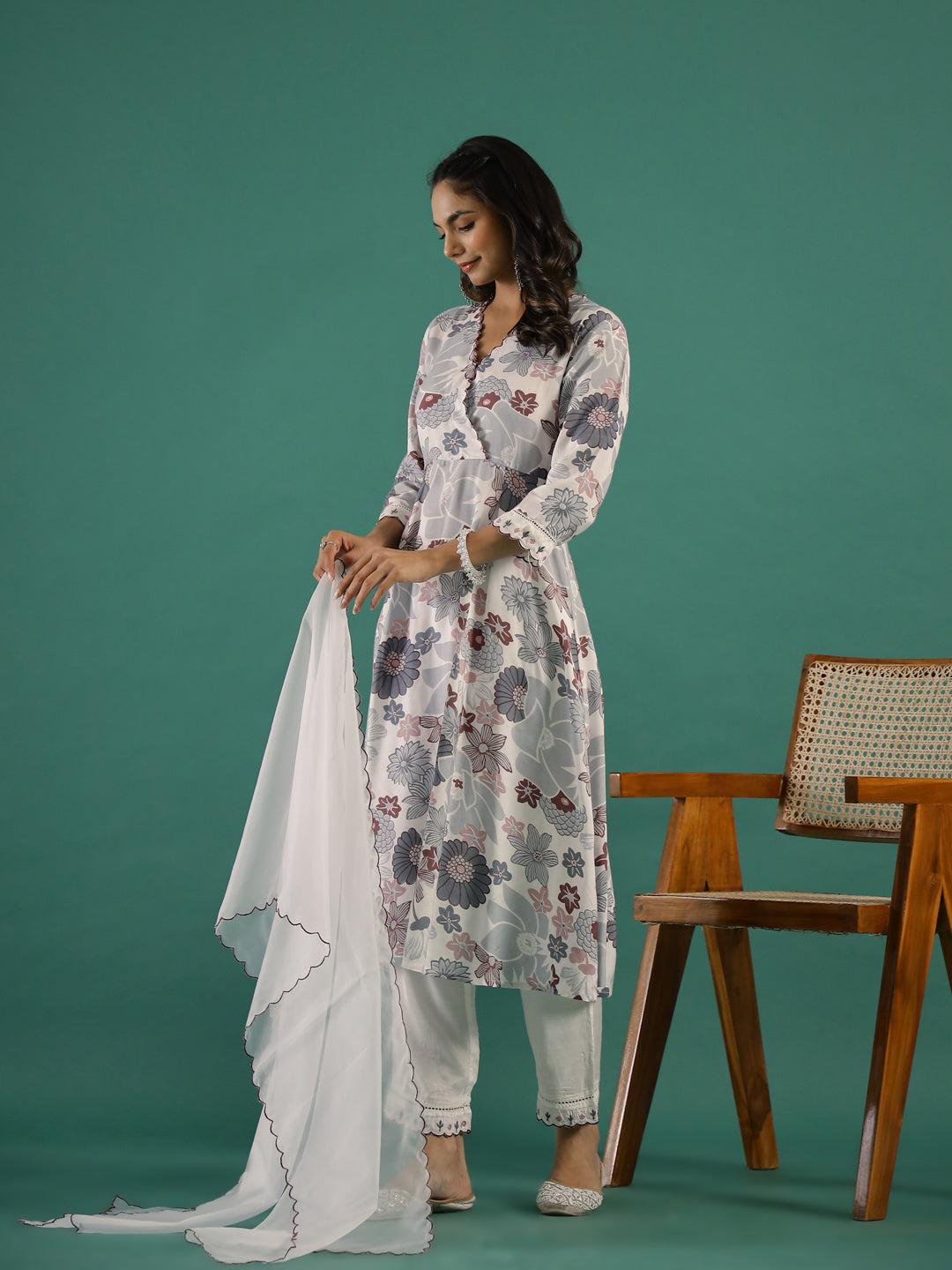 Floral Printed V-Neck Cotton Kurta Set - SanskrutiHomes 