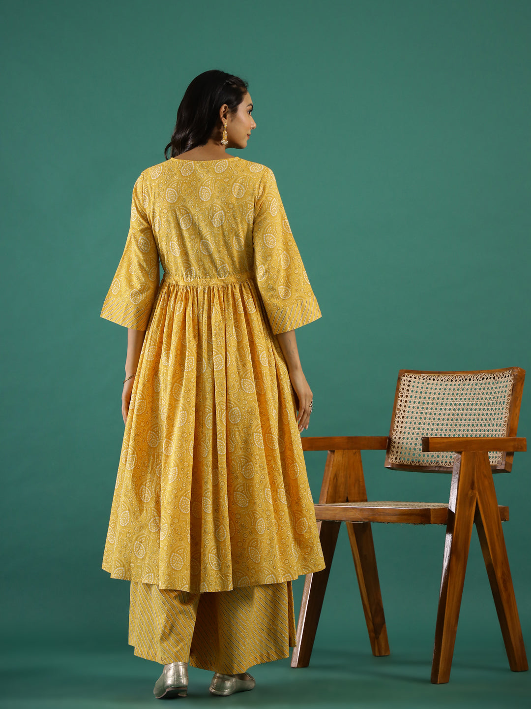 Ethnic Motifs Printed Cotton Kurta Set - SanskrutiHomes 