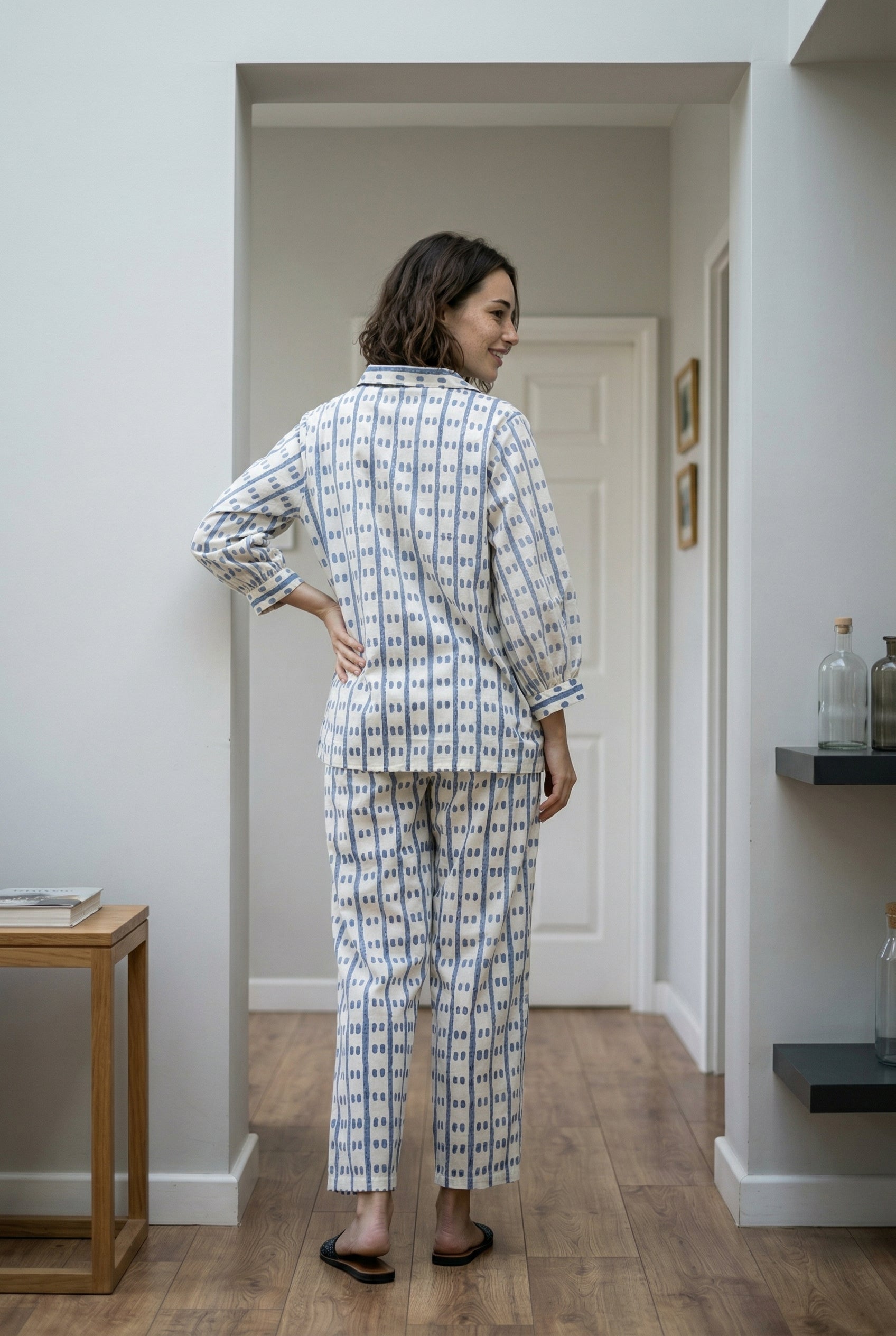 Grey Geometric Print Shirt Collar Pure Cotton Night Suit For Women