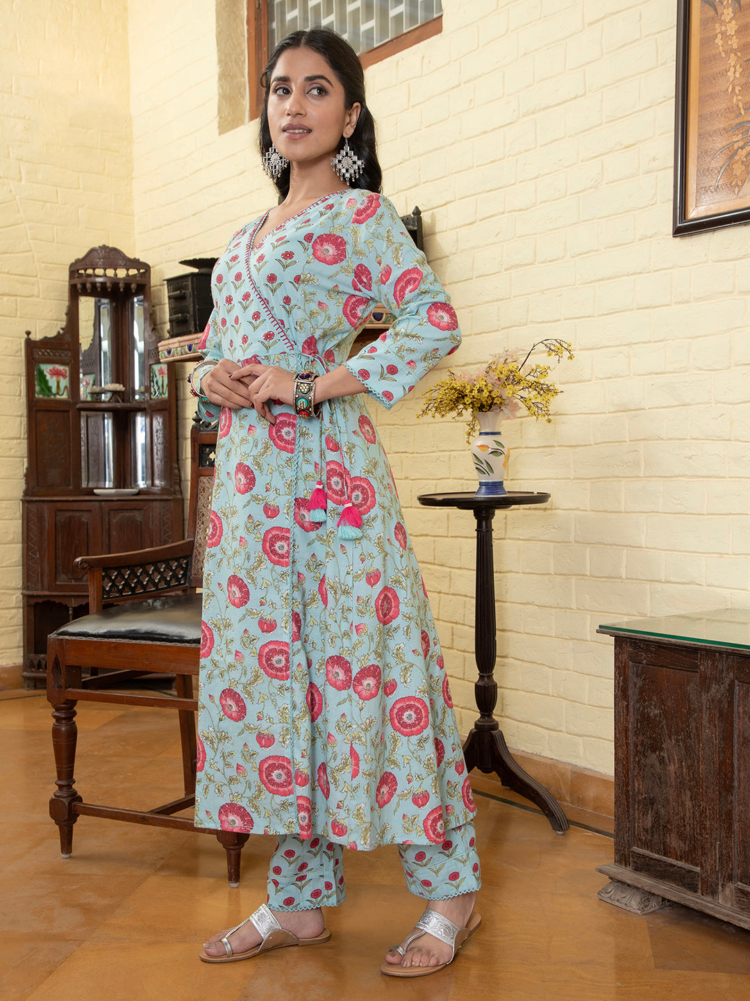 Women Flower Printed Cotton Kurta Set