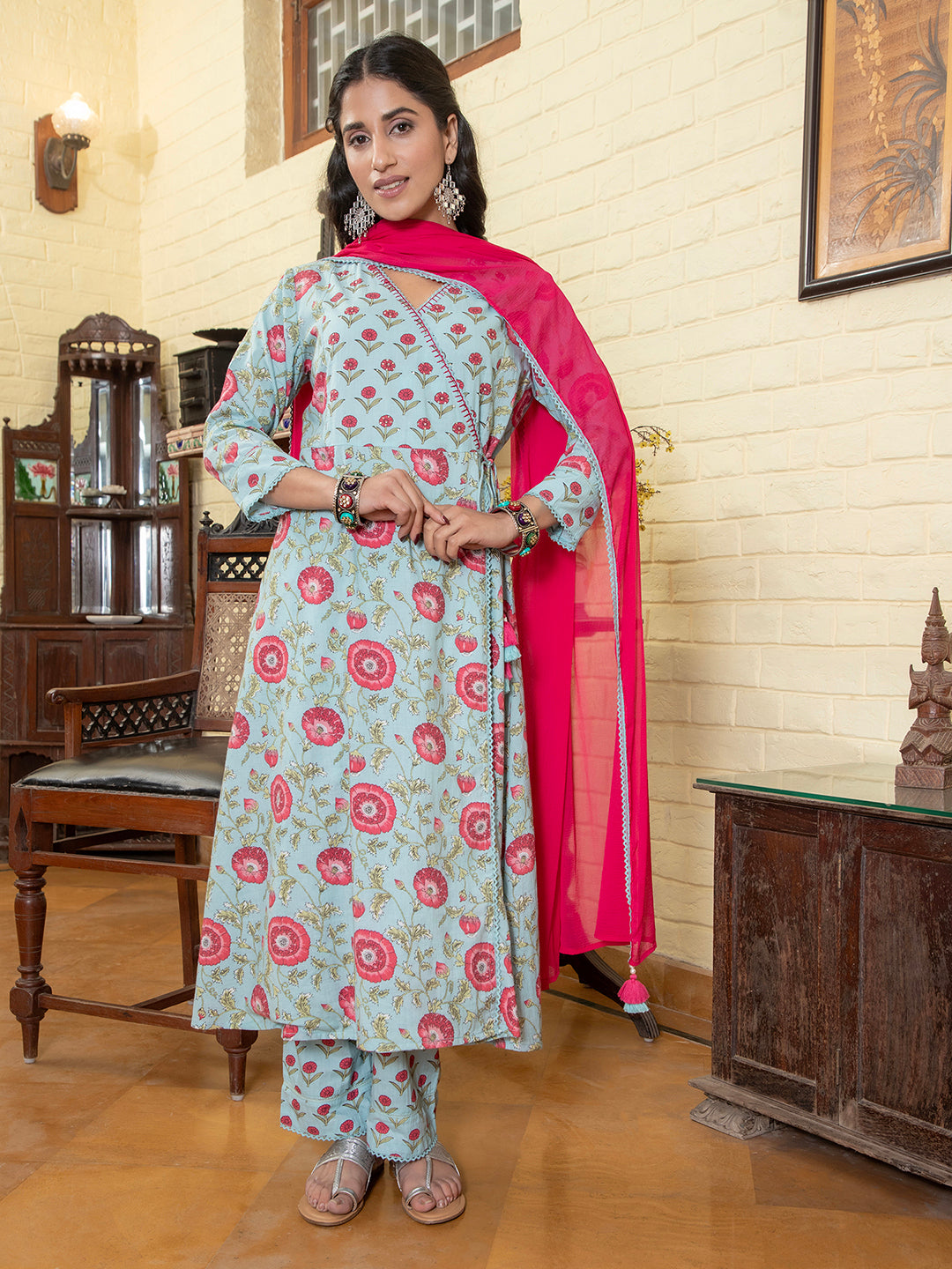Women Flower Printed Cotton Kurta Set
