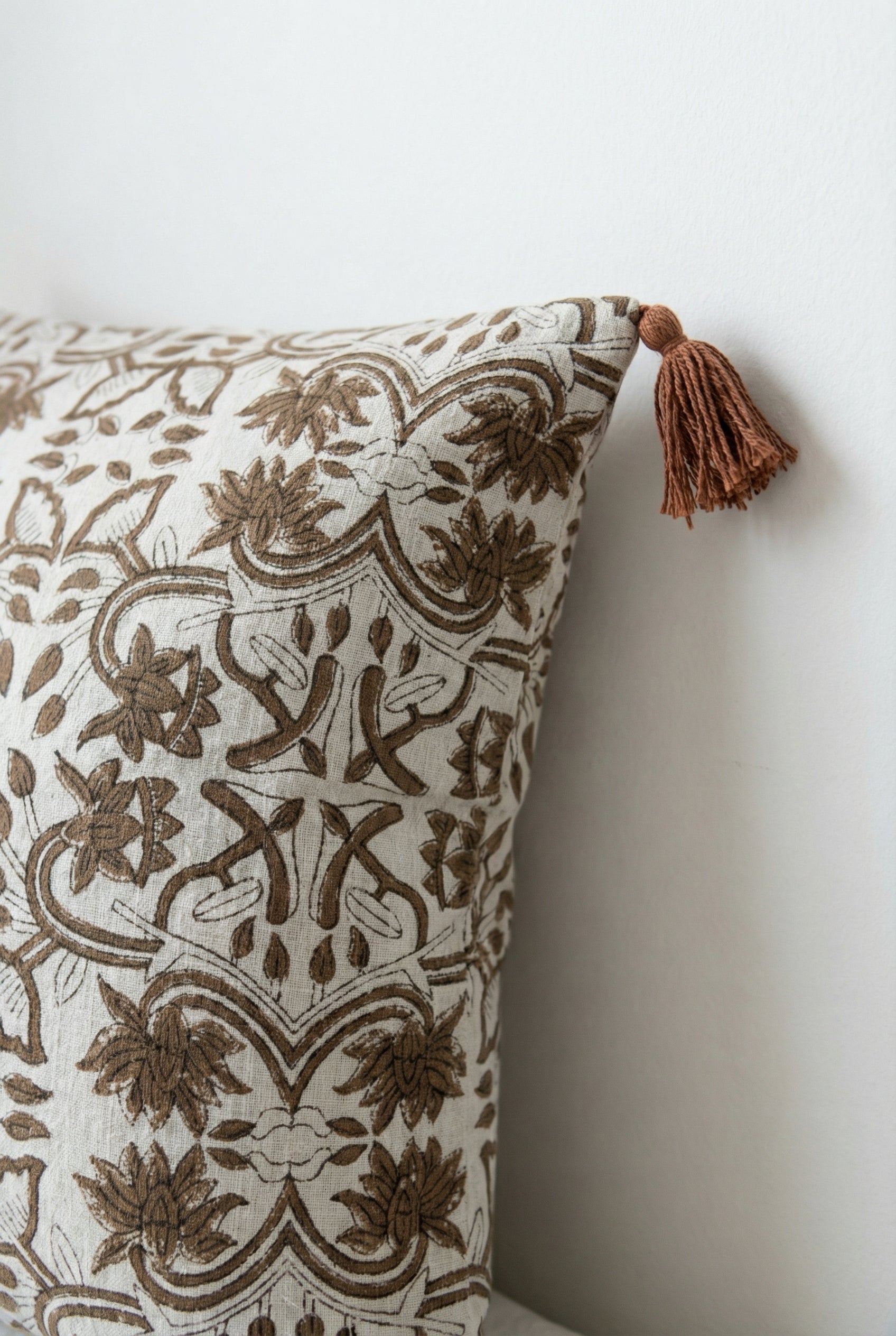 Brown & White  Ethnic Motifs Printed Cotton Cushion Cover With Tassel Accents
