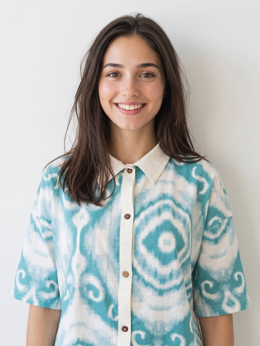 Green Abstract Shirt Collar Lycra Shorts Set For Women