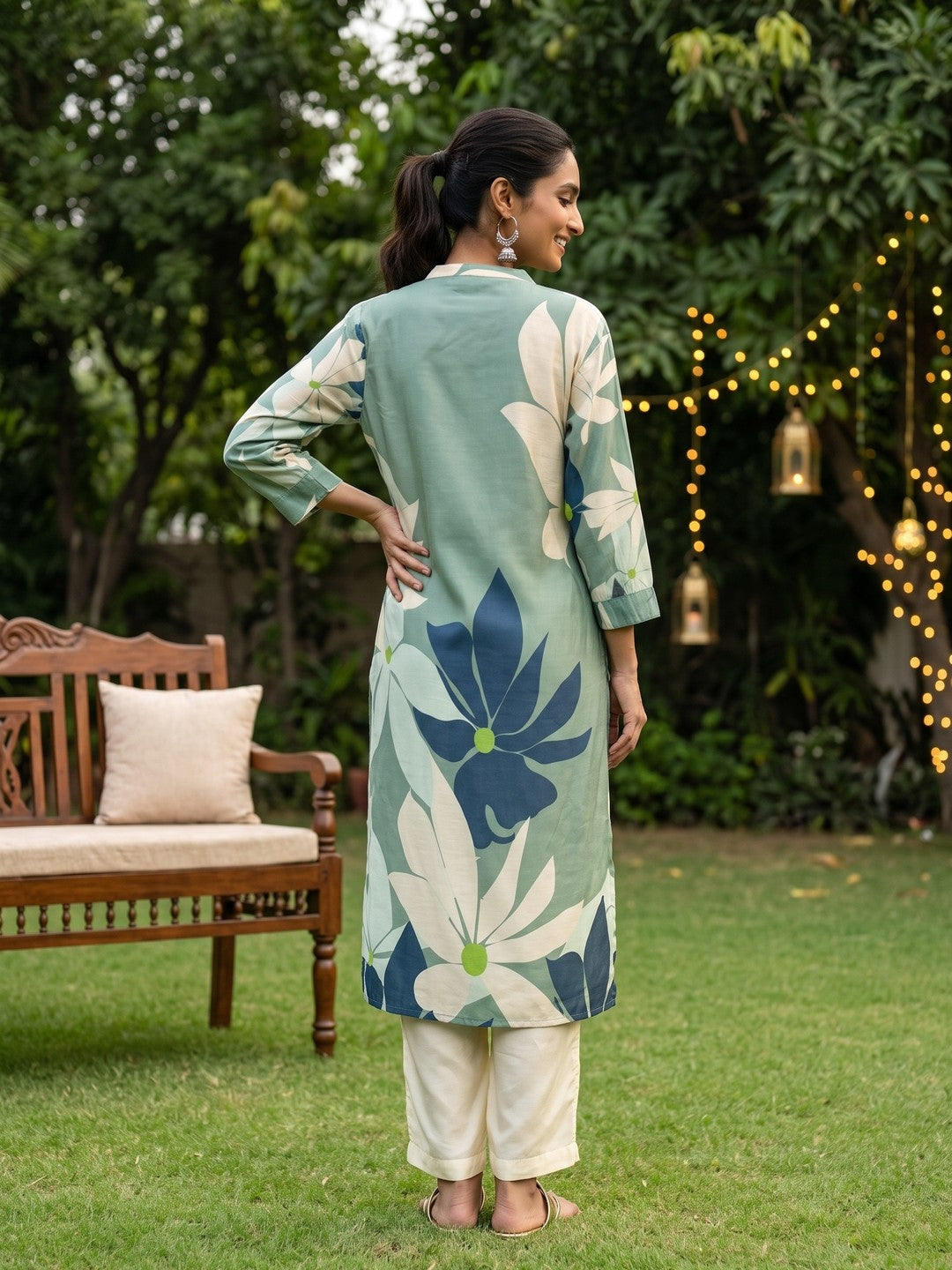 Green Mandarin Neck Floral Print Kurta Set For Women