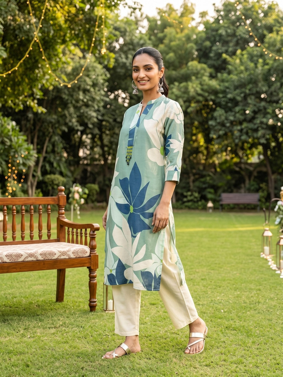 Green Mandarin Neck Floral Print Kurta Set For Women
