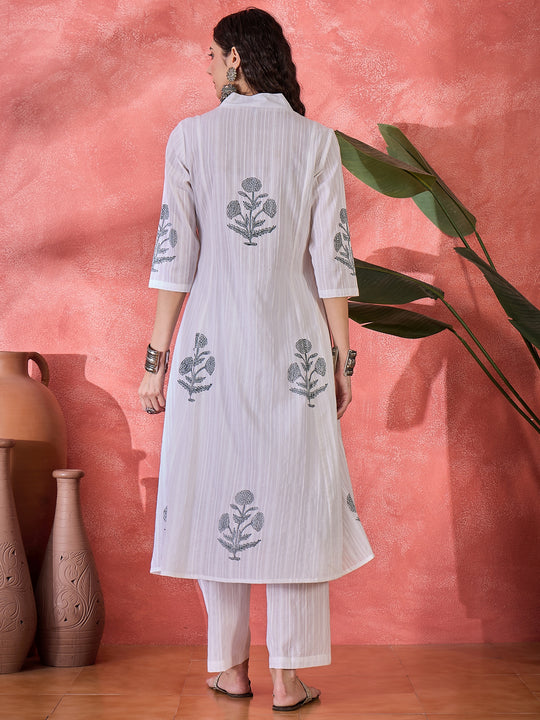 White Pure Cotton V-Neck Floral Kurta Set for Women