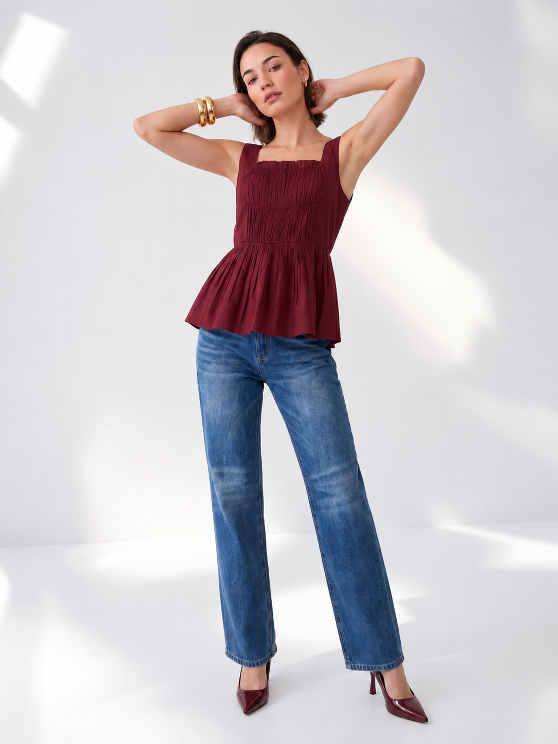 Red Solid Square Neck Sleeveless Top for Women