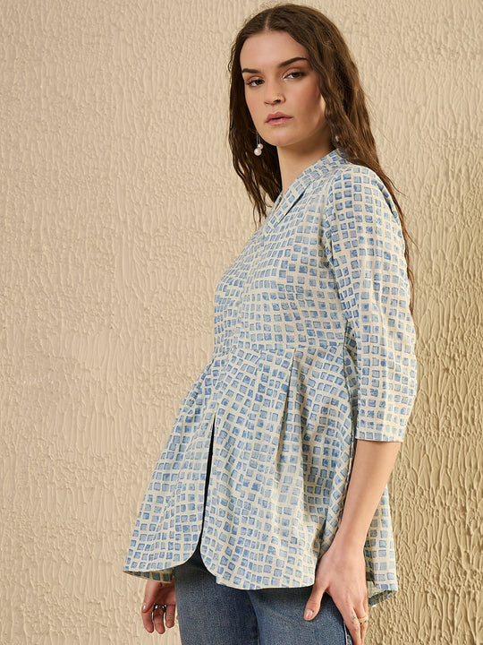 White geometric print Top