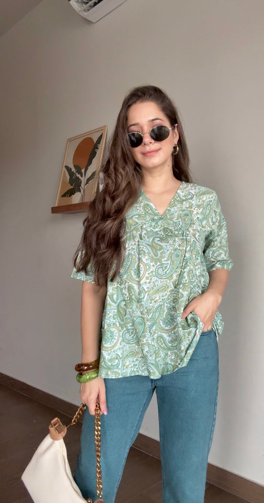 Green Flower Printed Cotton Half Sleeve Top for Women