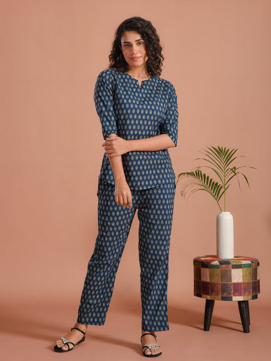 Blue Round Neck Flower Printed Cotton Night Suit