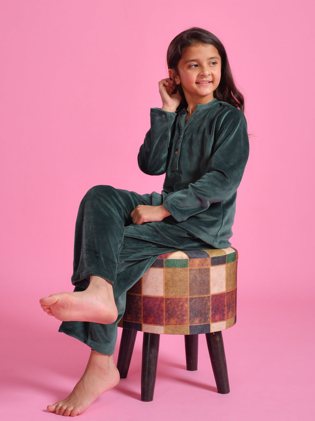 Green Velvet Round Neck Night Suit - SanskrutiHomes 