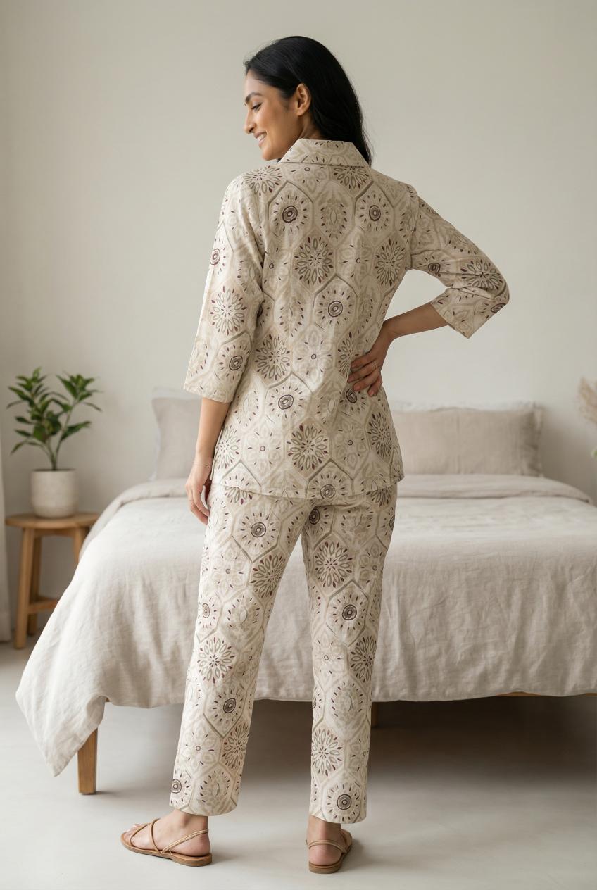 White Shawl Neck Printed Pure Cotton Co-Ords Set For Women