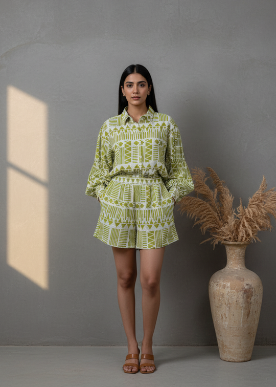 Green Abstract Print Shirt Collar Co-Ord Set for Women