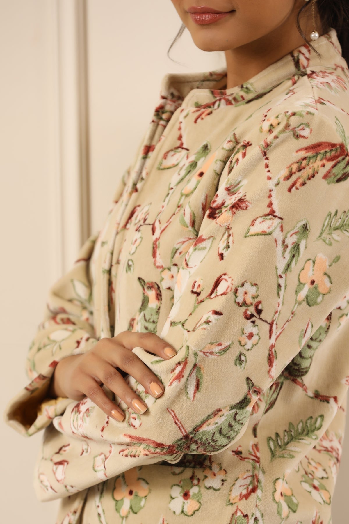 Beige & Off White Floral Printed Mandarin Collar Velvet Open Front Jacket For Women