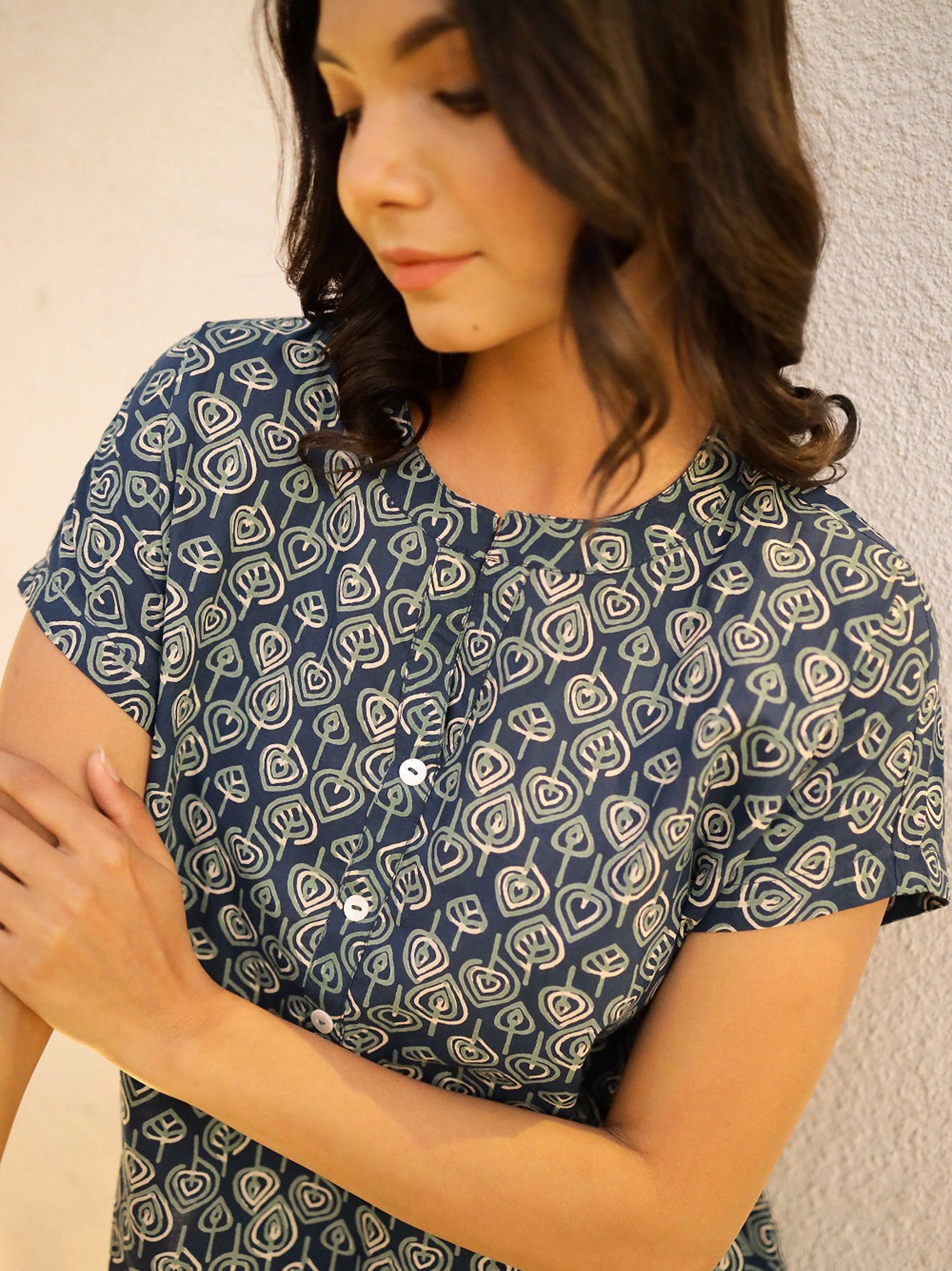 Navy Blue Geometric Motifs Round Neck Cotton Night Suit Set For Women