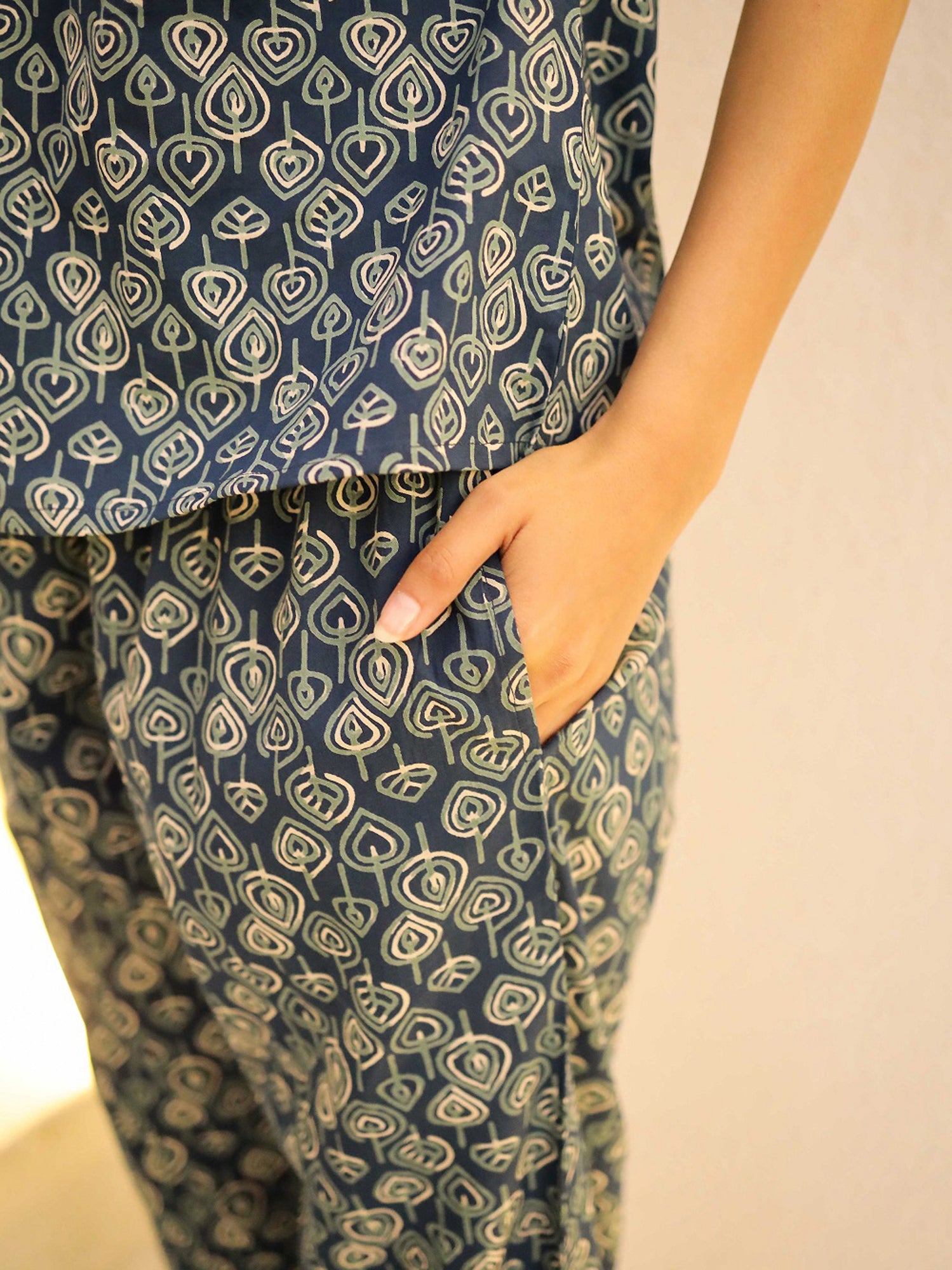 Navy Blue Geometric Motifs Round Neck Cotton Night Suit Set For Women