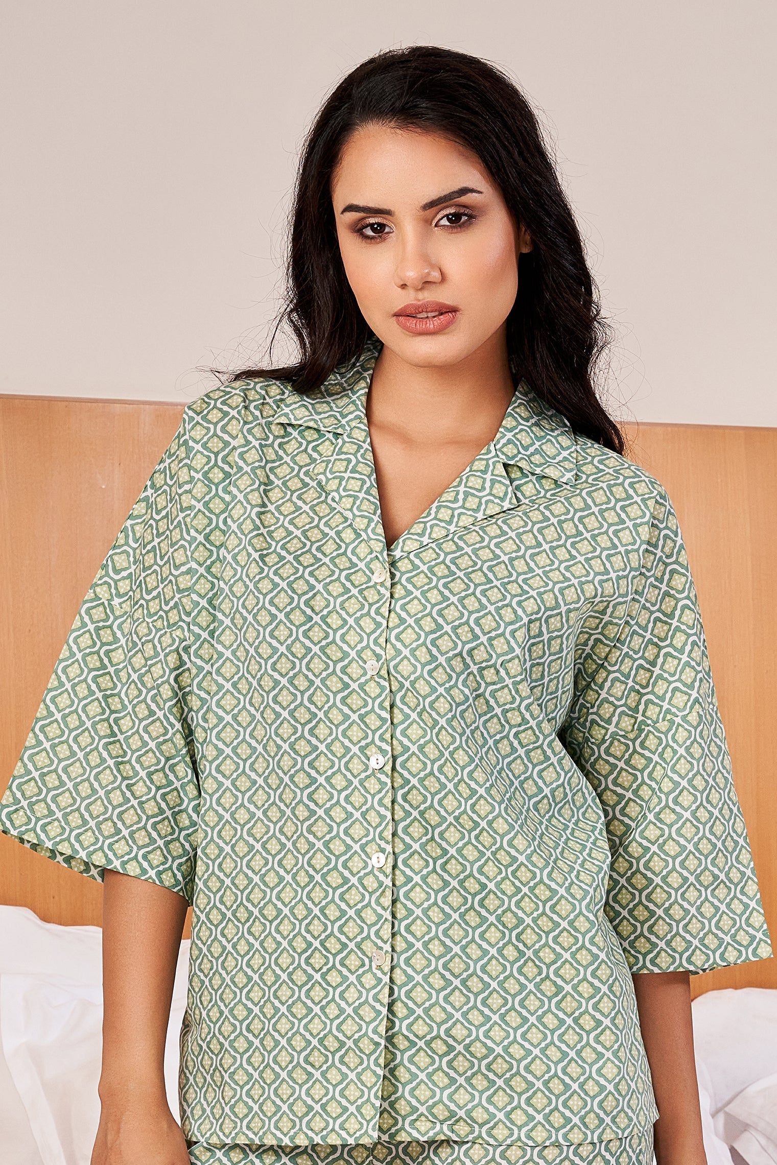 Green Lapel Collar Geometrical Print Pure Cotton Night Suit For Women