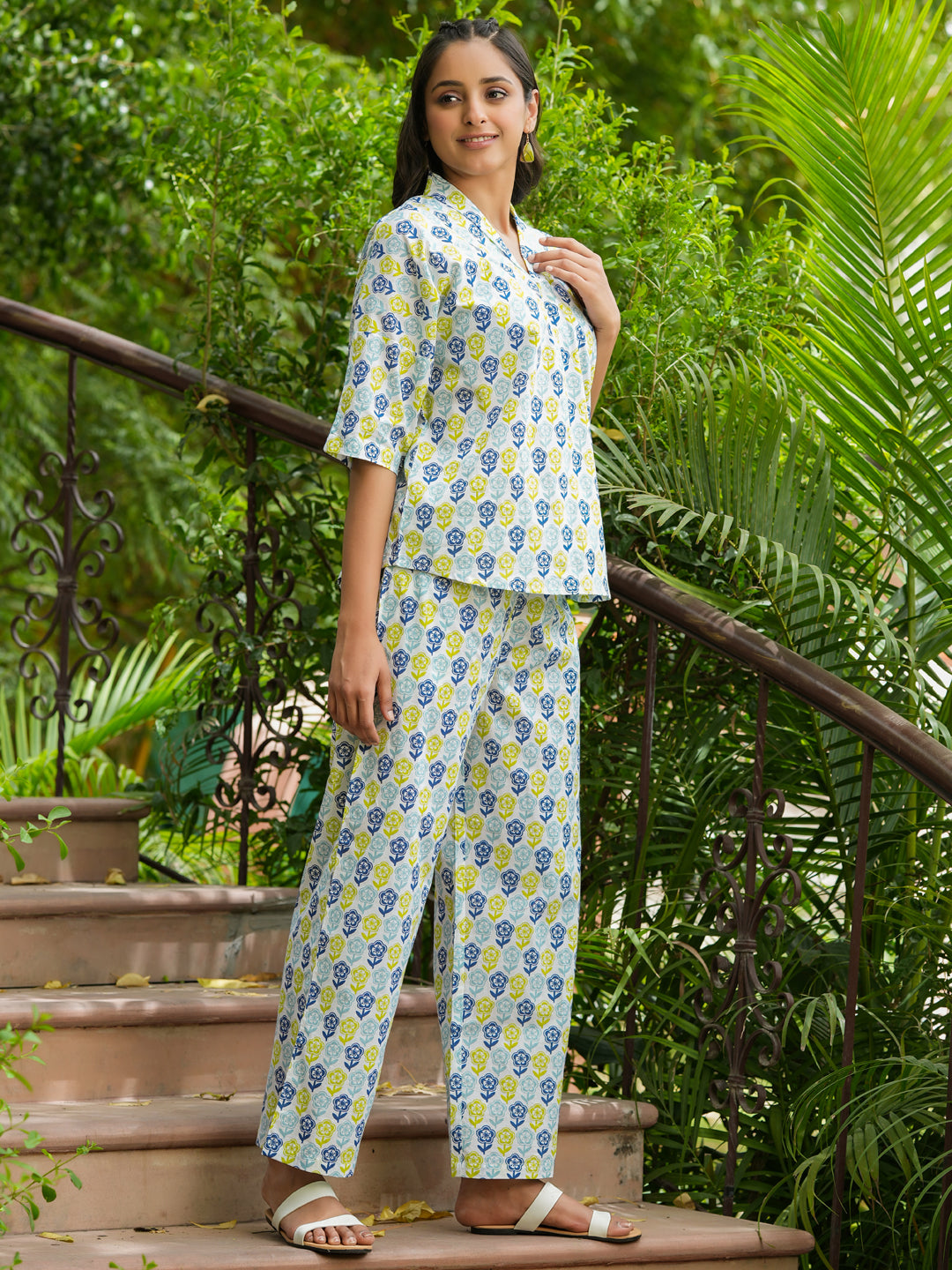 Off -White Ethnic Motif Print V-Neck Pure Cotton Night Suit For Women