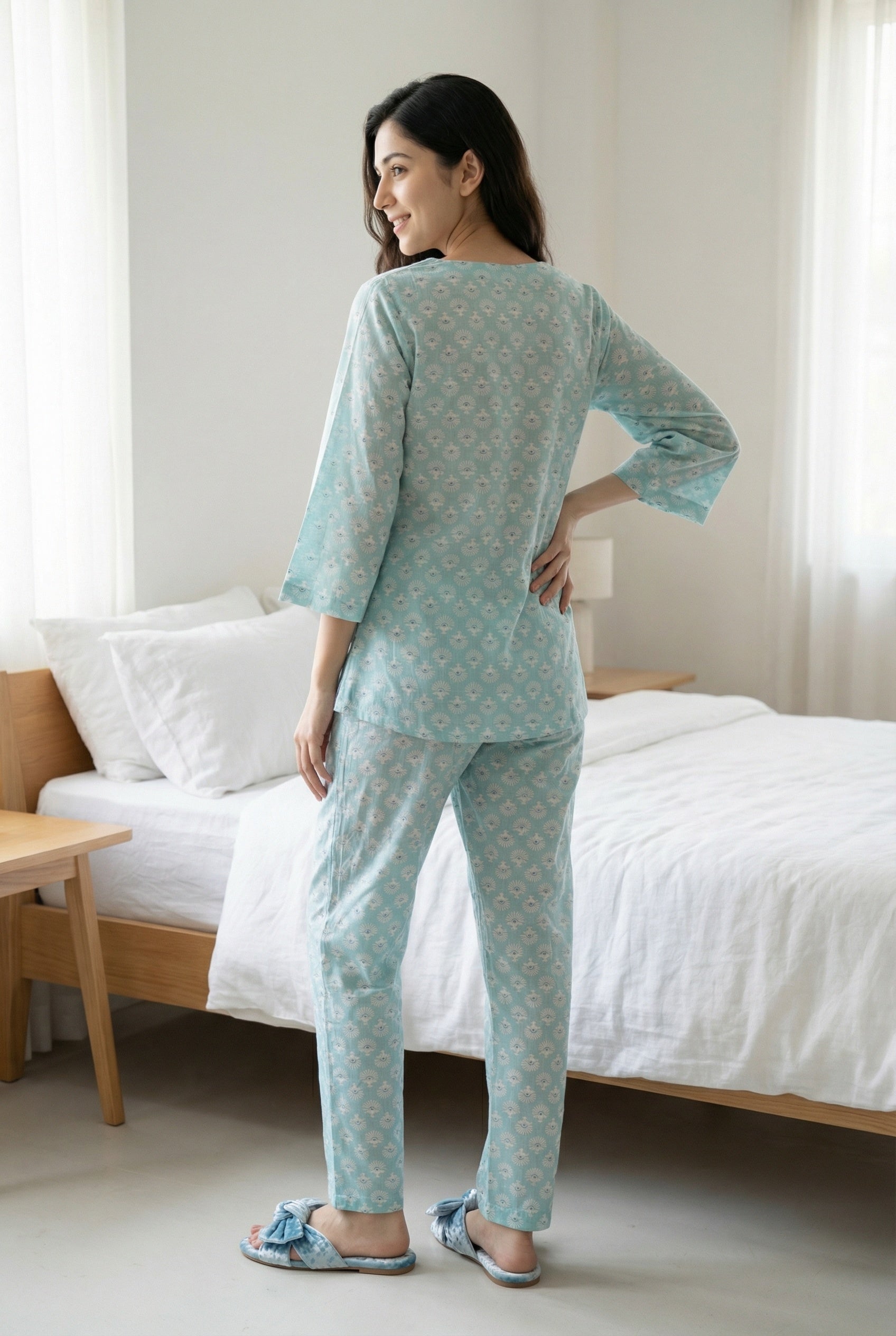 Blue Floral Print Round Neck Pure Cotton Night Suit For Women