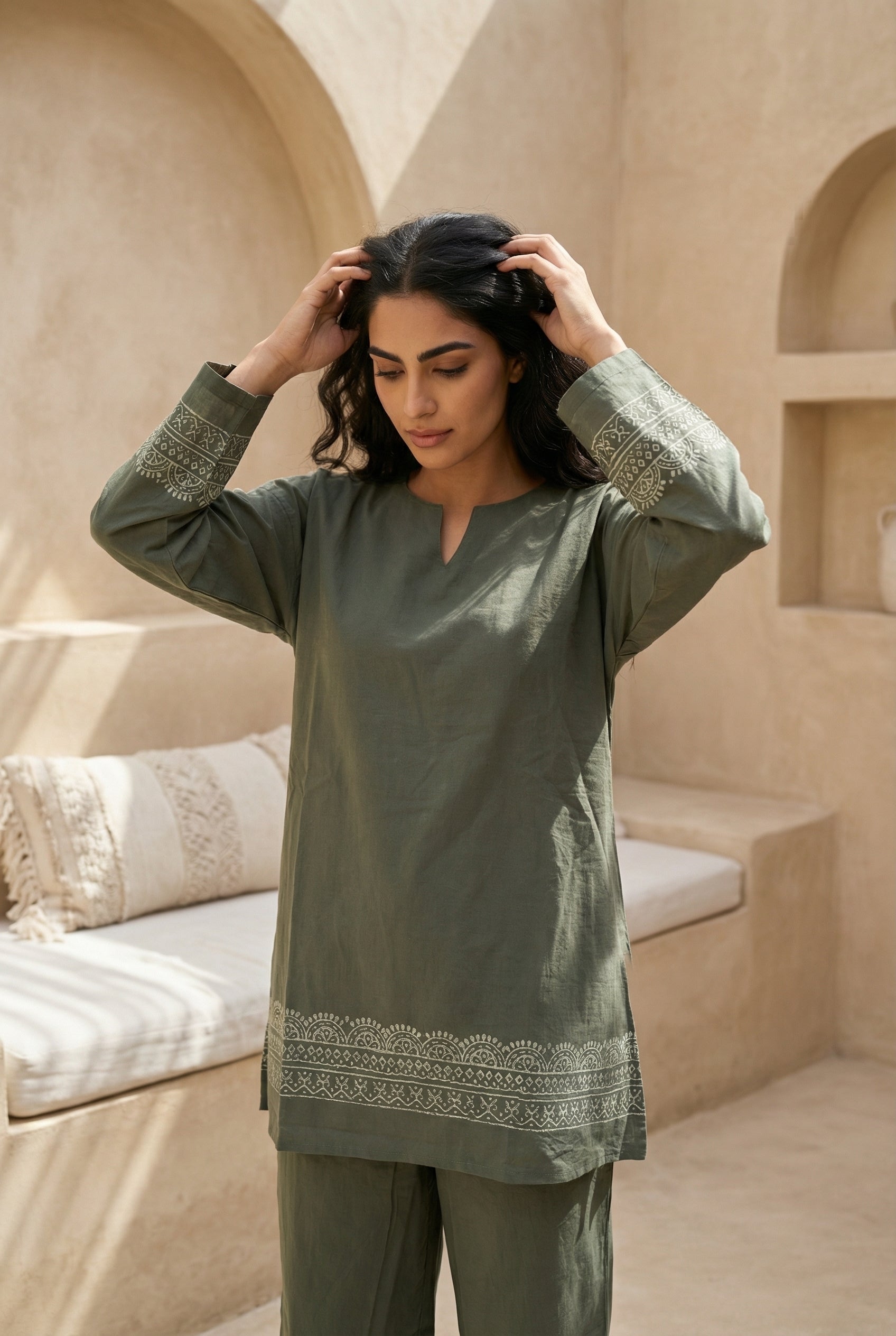 Green Ethnic Print V-Neck Pure Cotton Night Suit Set for Women