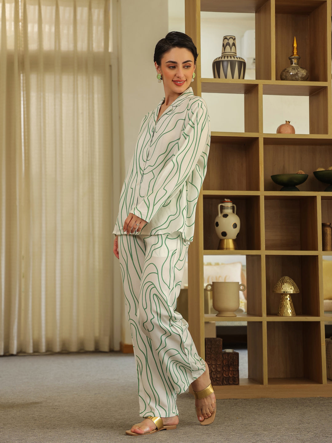 White Shirt Collar Viscose Rayon Printed Abstract Night Suit for Women
