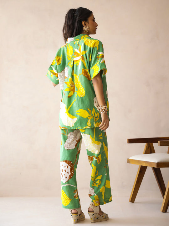 Green Shirt Collar Pure Cotton Printed Floral Night Suit for Women