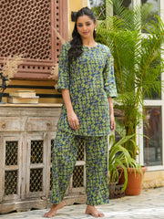 Green cotton printed loungewear set