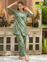 Green cotton printed loungewear set