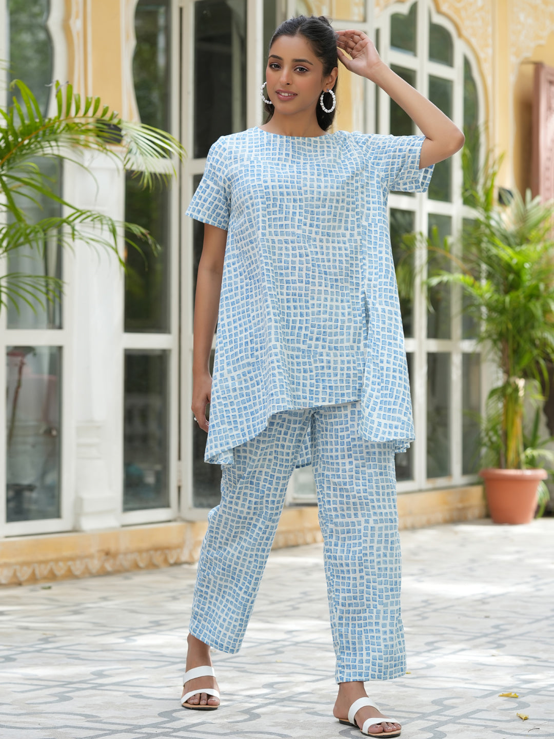 Blue checks loose fit printed pure cotton night suit set