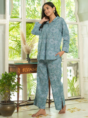 Blue & white Floral LOOSE FIT Printed cotton Night Suit Set
