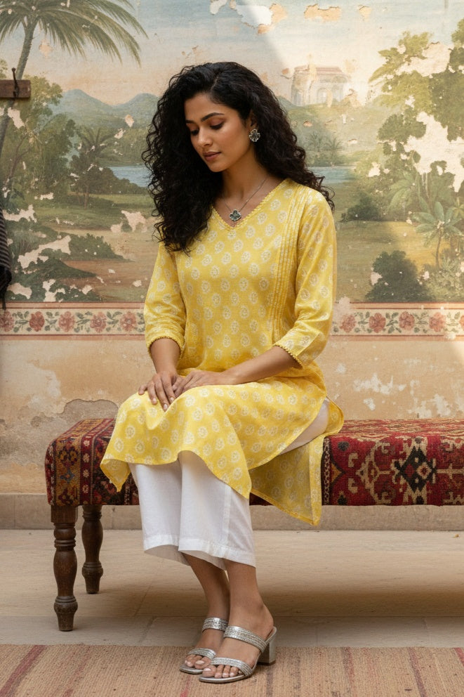 Yellow V-Neck Straight Printed Cotton Kurta For Women