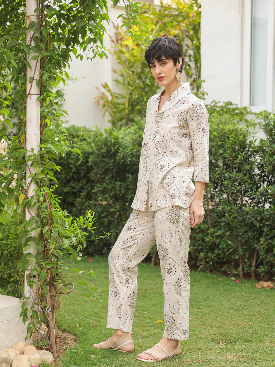 White Shawl Neck Pure Cotton Top Printed Co-Ords Set For Women