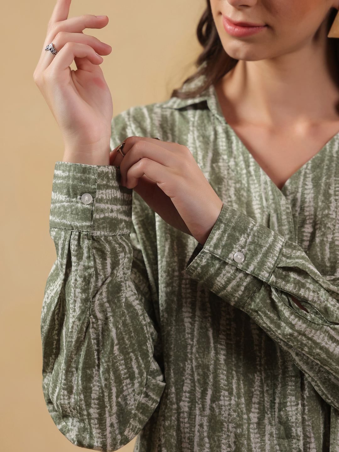 Green Shirt Collar Pure Cotton Printed Night Suit for Women