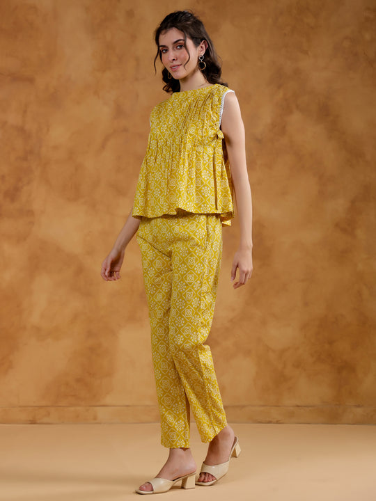 Yellow Color Round Neck Printed co-ords set for women