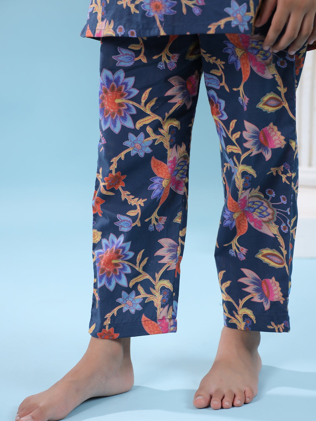 Blue Flower Printed Night Suit Set - SanskrutiHomes 