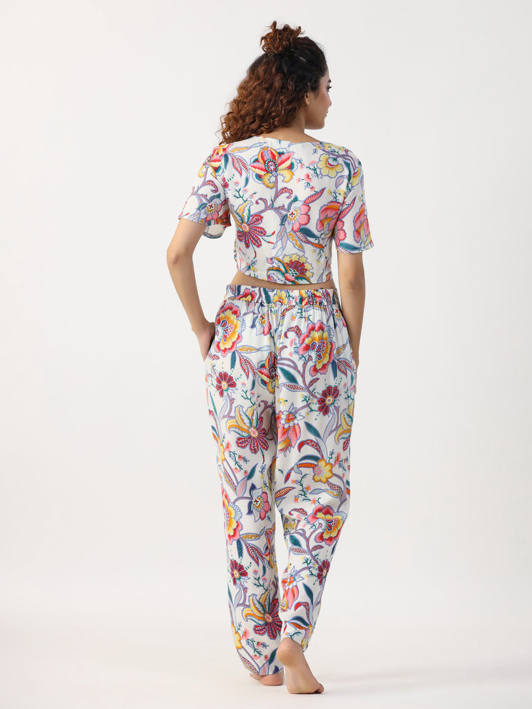 Floral Printed Night Suit set - SanskrutiHomes 