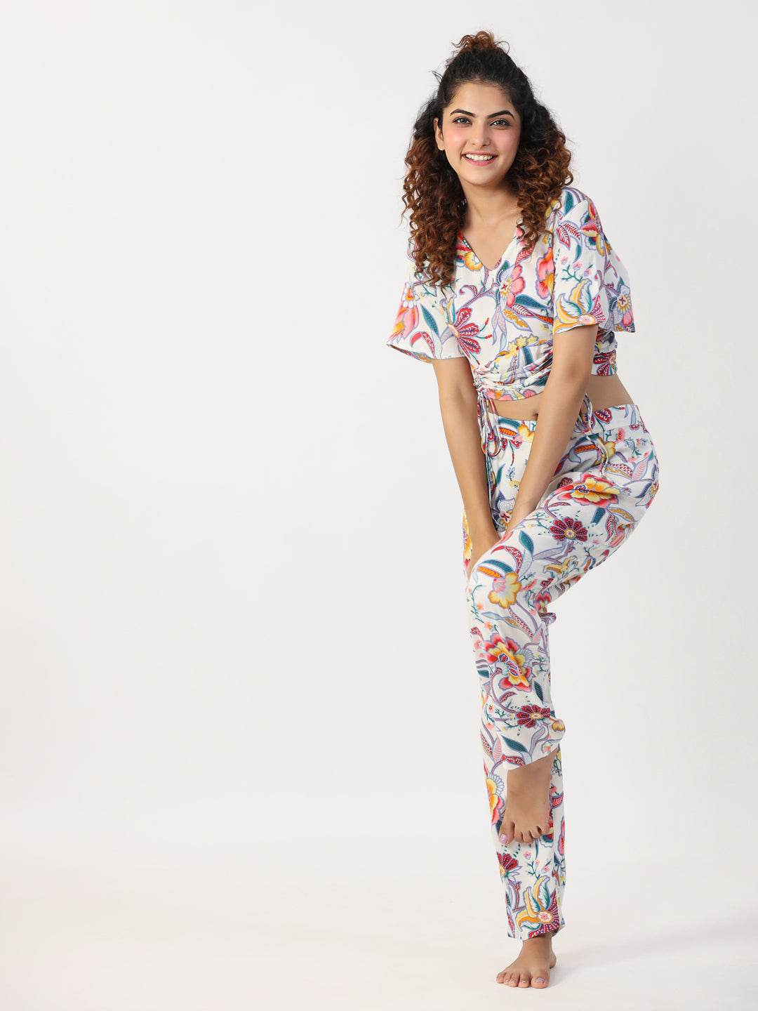 Floral Printed Night Suit set - SanskrutiHomes 