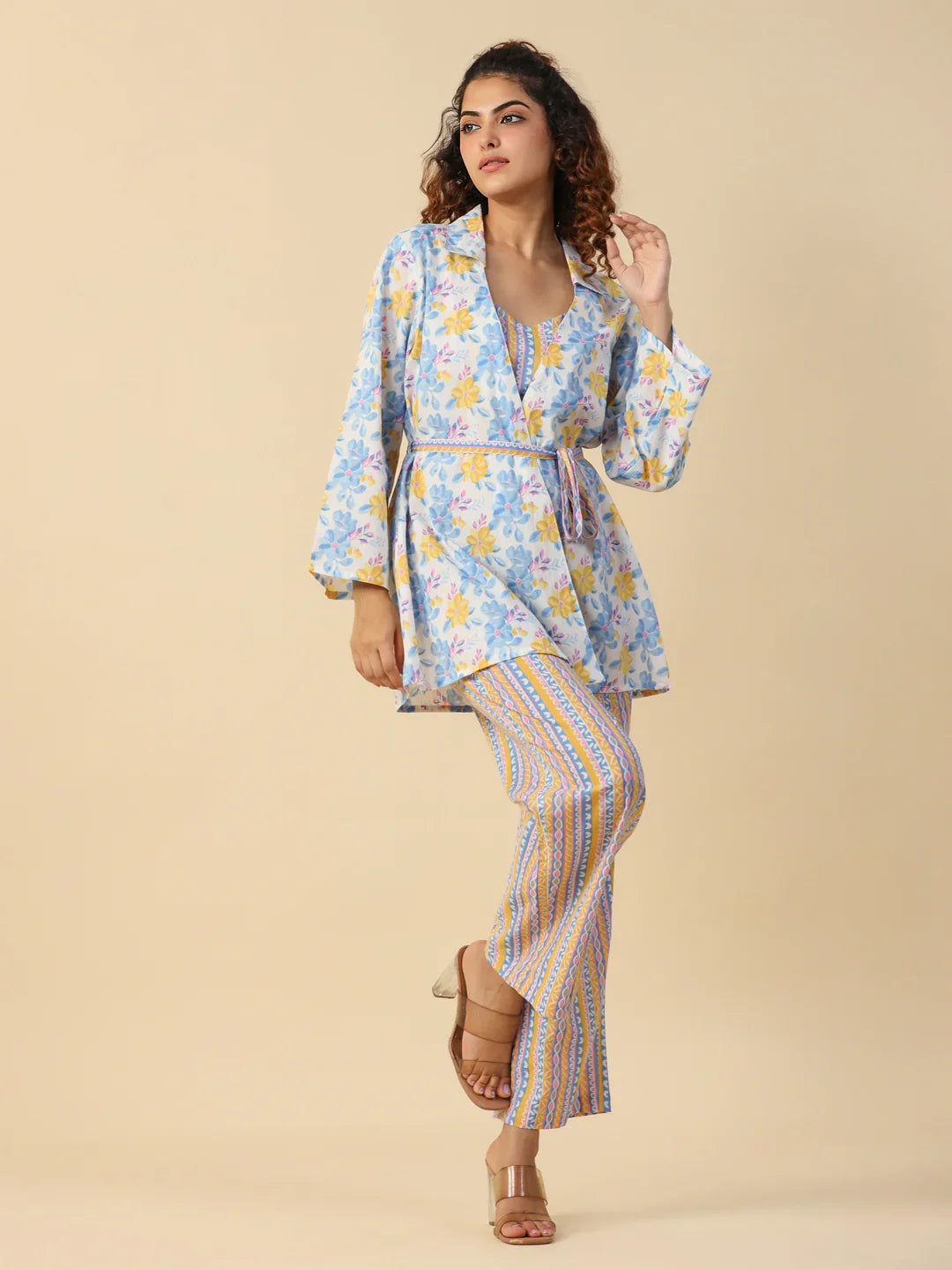 Blue Floral Print V-Neck Pure Cotton Nioght Suit For Women