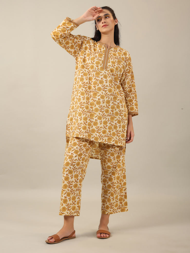 DAHLIA PRINTED Cotton Night SUIT